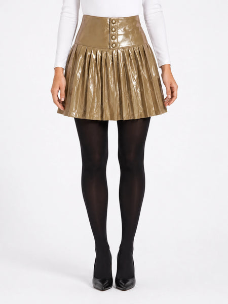 Metallic gold pleated leather skirt model