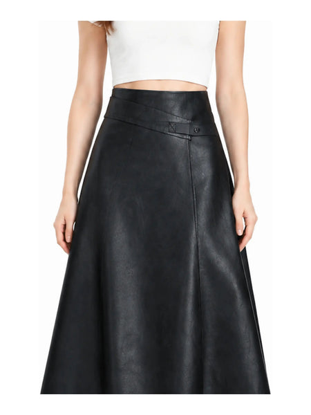Women's Black Lambskin Leather A-Line Skirt – SU0111 — skirt-focused 2880 × 3840 studio hero — Noora International