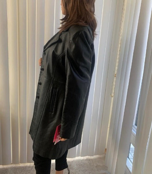 Noora Women Leather TRENCH Coat | Lambskin BLACK Short Overcoat | 1970's Leather Belted Western Style Celebrity Winter Coat | Gift For Girls | RTS01 - Noora International