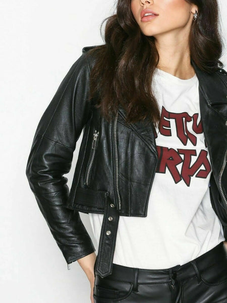 Noora Womens Leather Biker Jacket Zipped Crop Size Cropped Black Leather QD26 — standardized studio hero