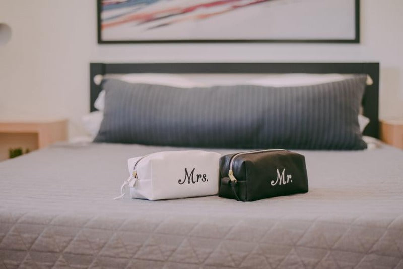 NOORA Personalized Leather Toiletry Bag Set | Mr. and Mrs. Leather Dopp Kit | Travel Case | Wedding Gift Set | ST0162