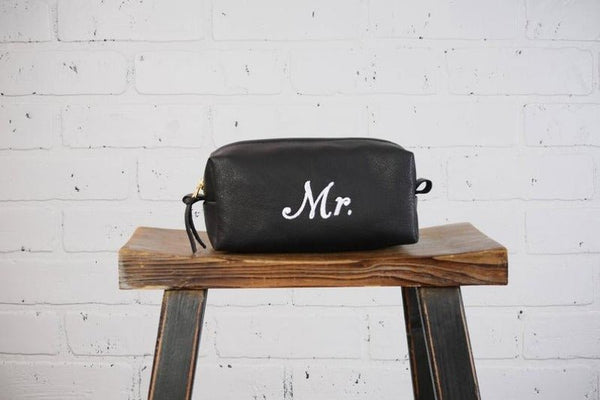 NOORA Personalized Leather Toiletry Bag Set | Mr. and Mrs. Leather Dopp Kit | Travel Case | Wedding Gift Set | ST0162 - Noora International